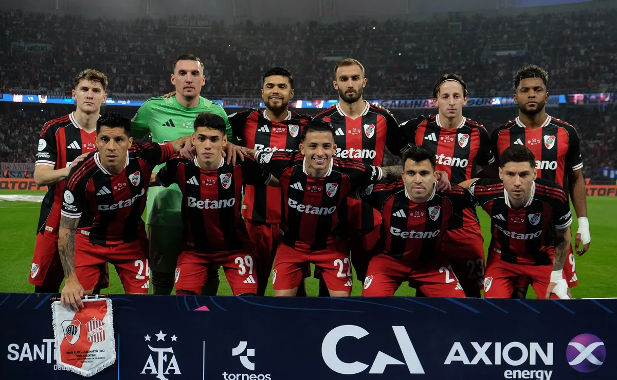 River podría perder varios nombres por la Copa Argentina.