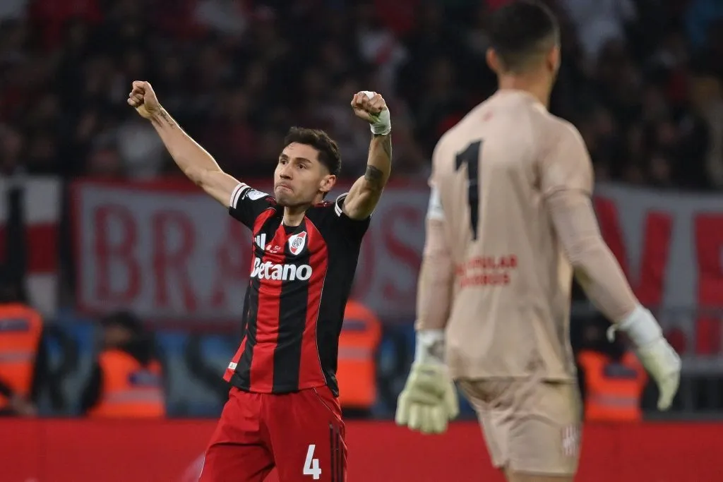 Montiel la rompió ante San Martín.