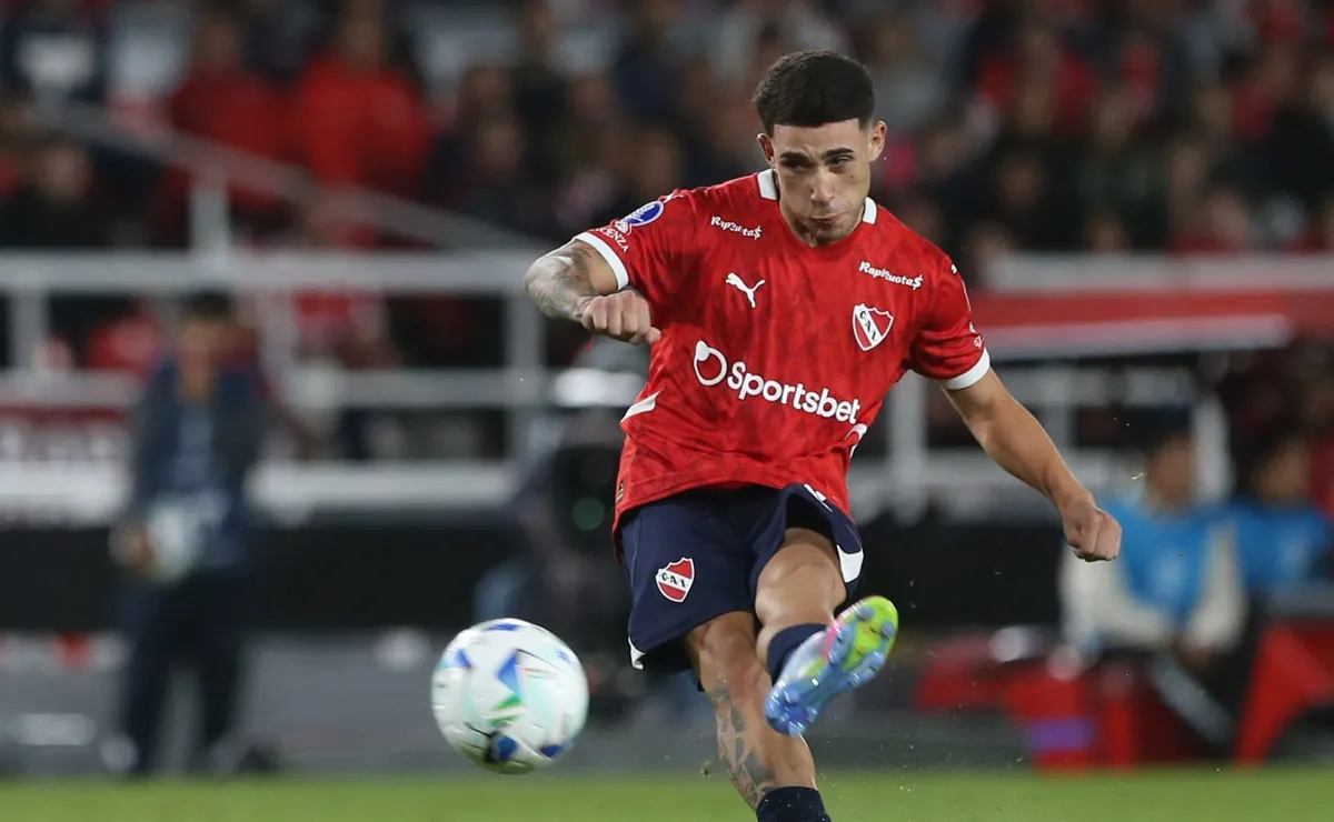 Santiago Montiel vuelve a enfrentar a River.
