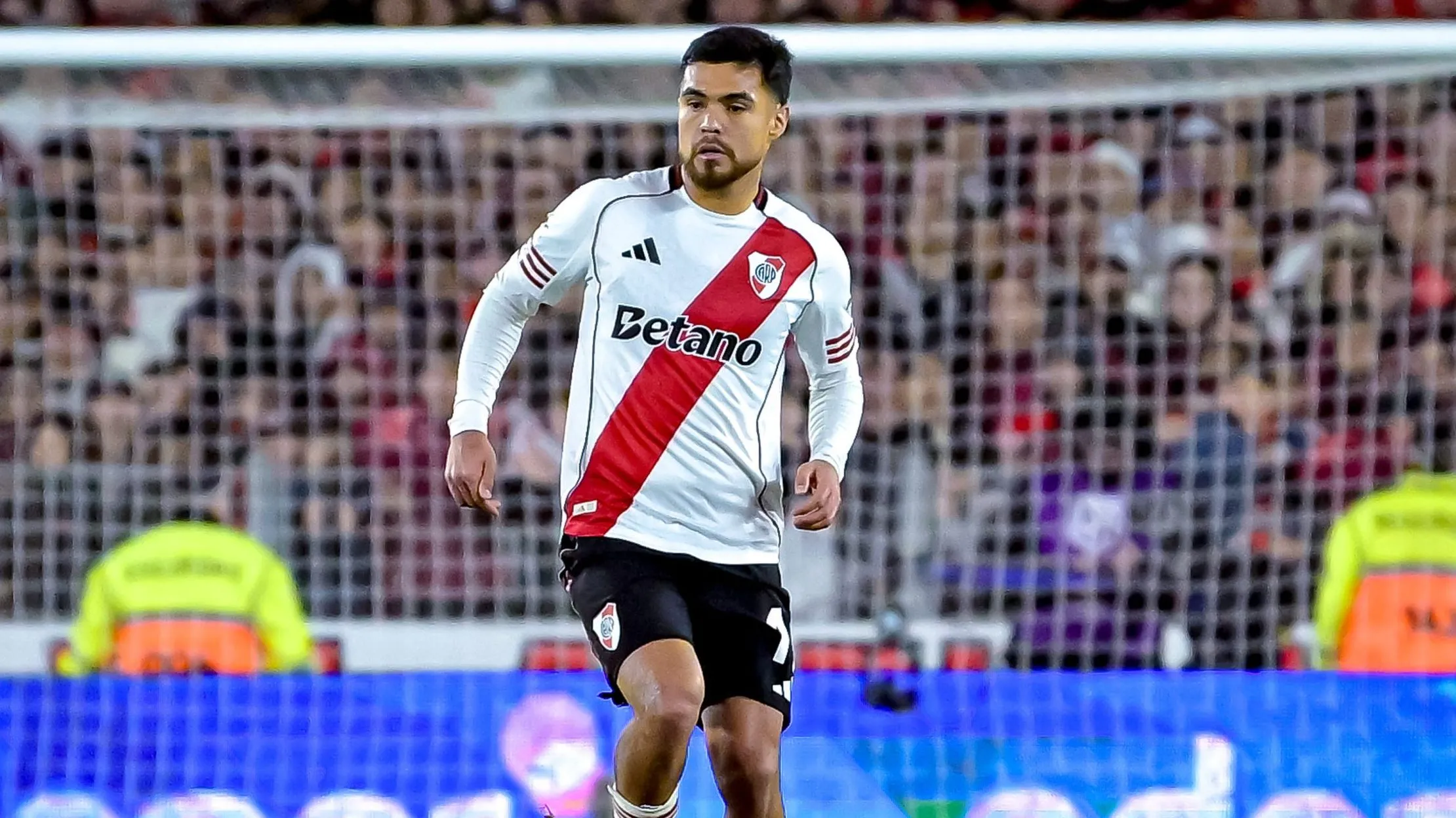 Paulo Díaz busca llegar al partido con Libertad.