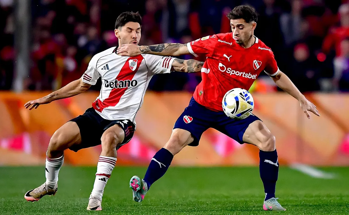 River no pudo contra el Rojo y sumó un punto.