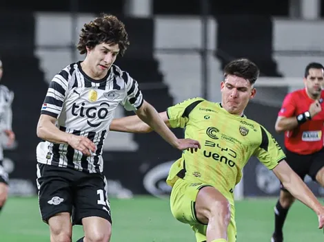 A días de jugar con River: Libertad empató y su arquero titular se lesionó