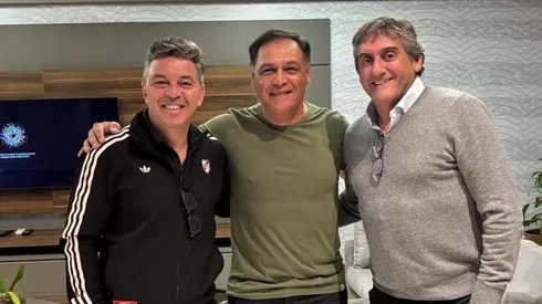 Ayala junto a Gallardo y Enzo.