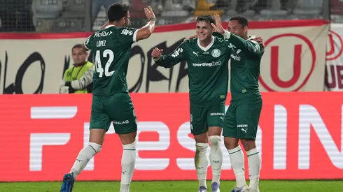 Palmeiras metió un pie y medio en cuartos y espera por River o Libertad.