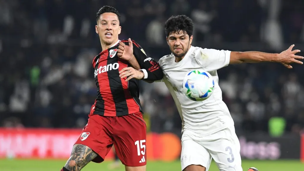 River va por el pase a cuartos ante Libertad.