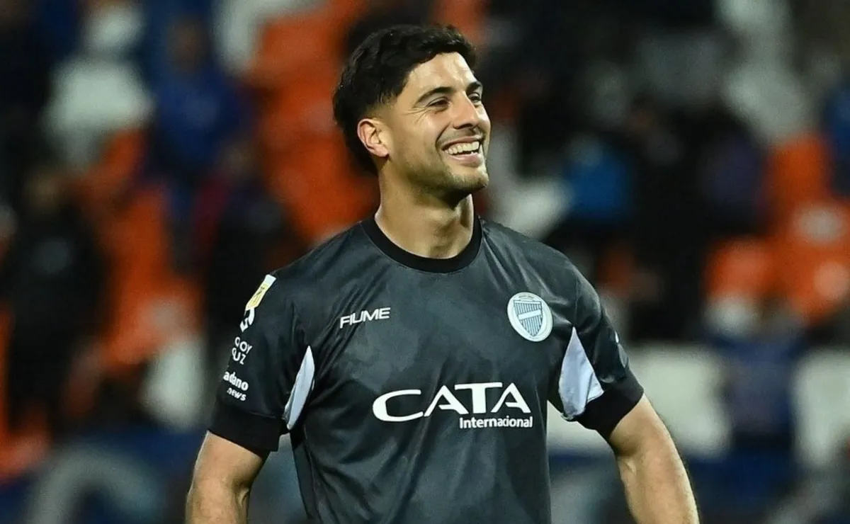 Franco Petroli, el arquero de Godoy Cruz vs. River.