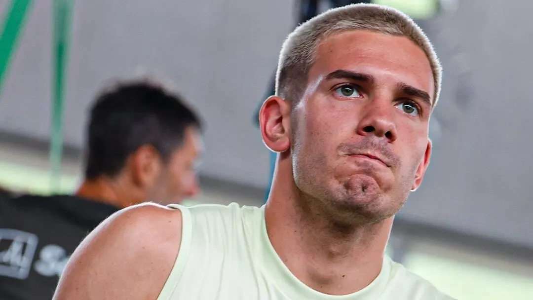 Mastantuono se prepara para su debut.