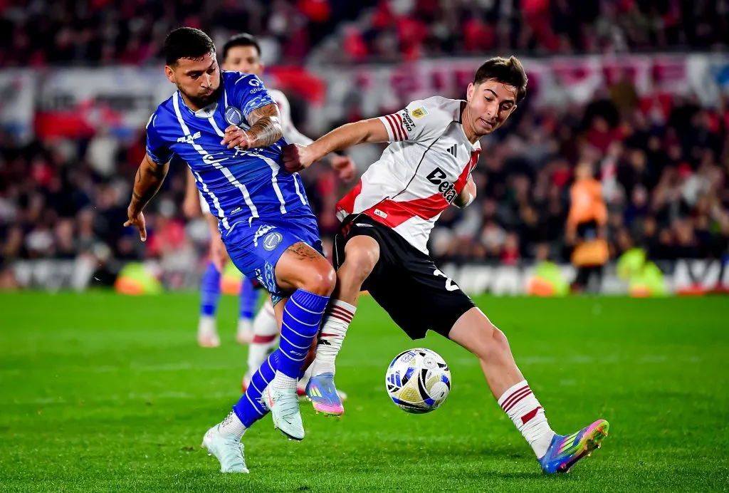 Dadín jugó 70 minutos en su debut ante Godoy Cruz.