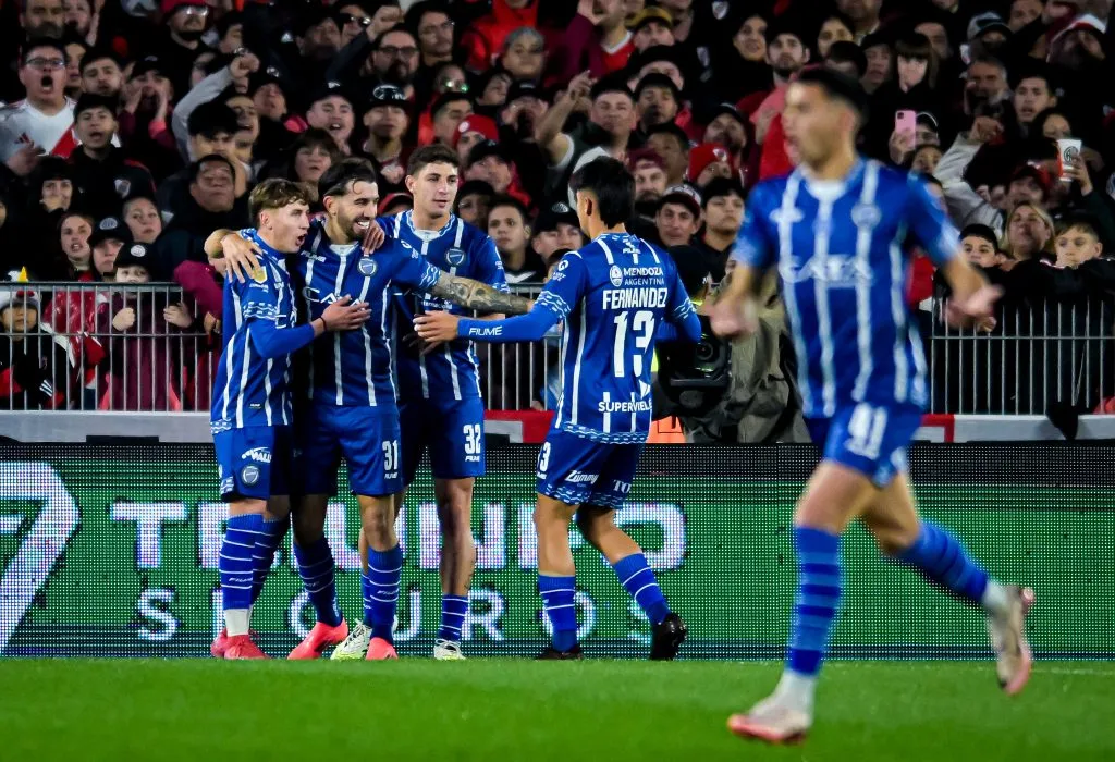 Godoy Cruz lastimó a River en dos ocaciones. (Getty)