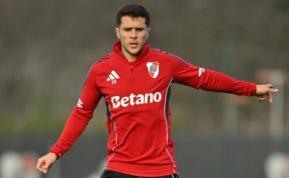 Fabricio Bustos se perfila para volver a la titularidad en lugar del lesionado Montiel.