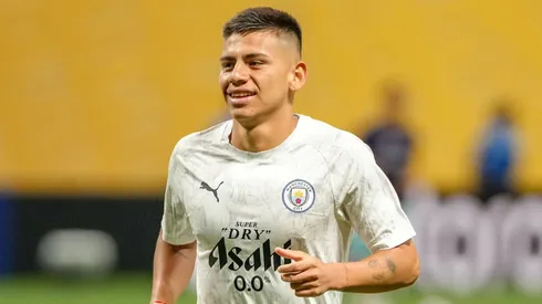 El jugador ya encontró club tras no tener lugar en Inglaterra.