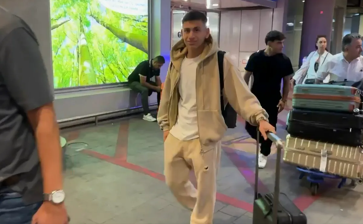 Echeverri llegó a Alemania.