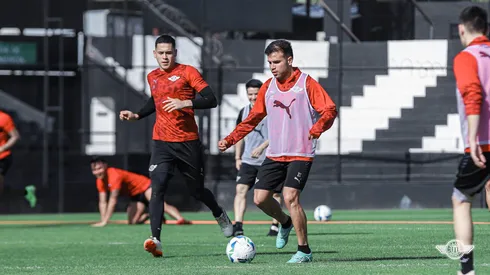 Libertad entrenó en su propia cancha.