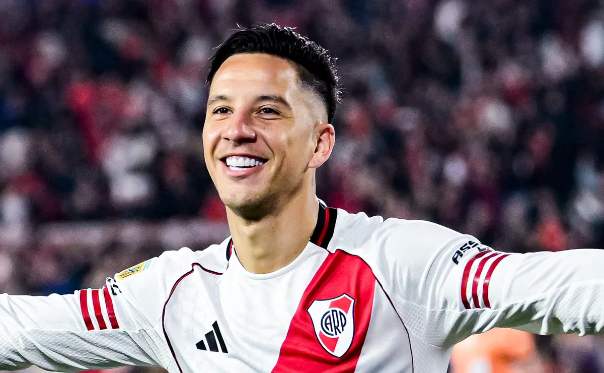 River enfrenta a Libertad en el Monumental.