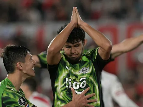 Pidió perdón: el gesto de Robert Rojas tras convertir el empate para Libertad