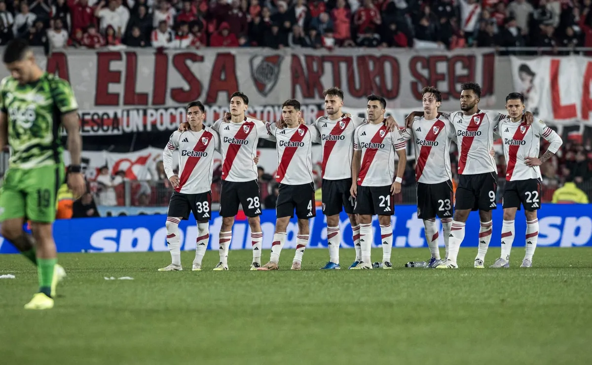 River eliminó a Libertad por penales.