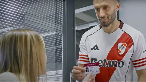 Pezzella y varios jugadores participaron en la campaña de River.
