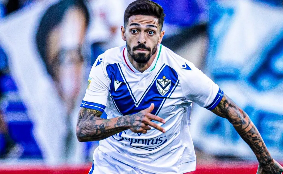 Lanzini ya debutó con Vélez.