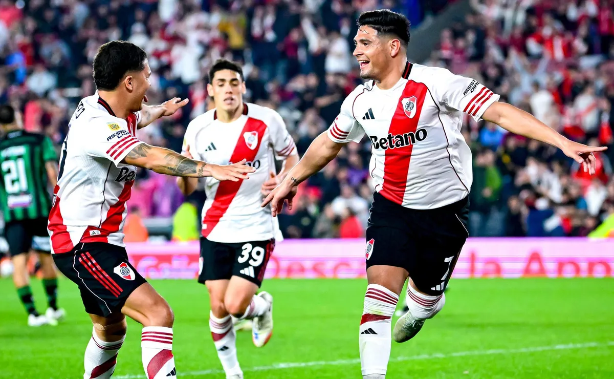 River venció a San Martín SJ sin mostrar un gran funcimiento y sigue vivo en todos los frentes.