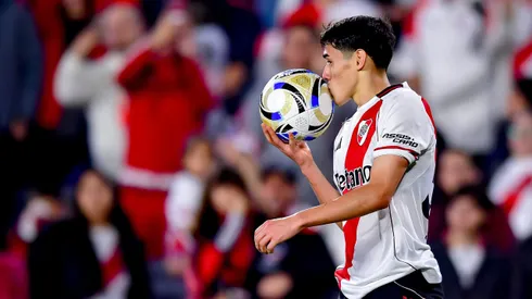 Lencina tiene una zurda encantadora para los hinchas de River