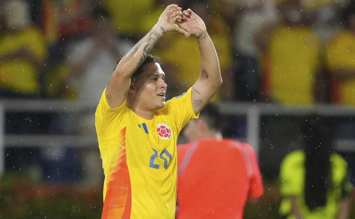 Juanfer fue figura en Colombia para ir al Mundial.