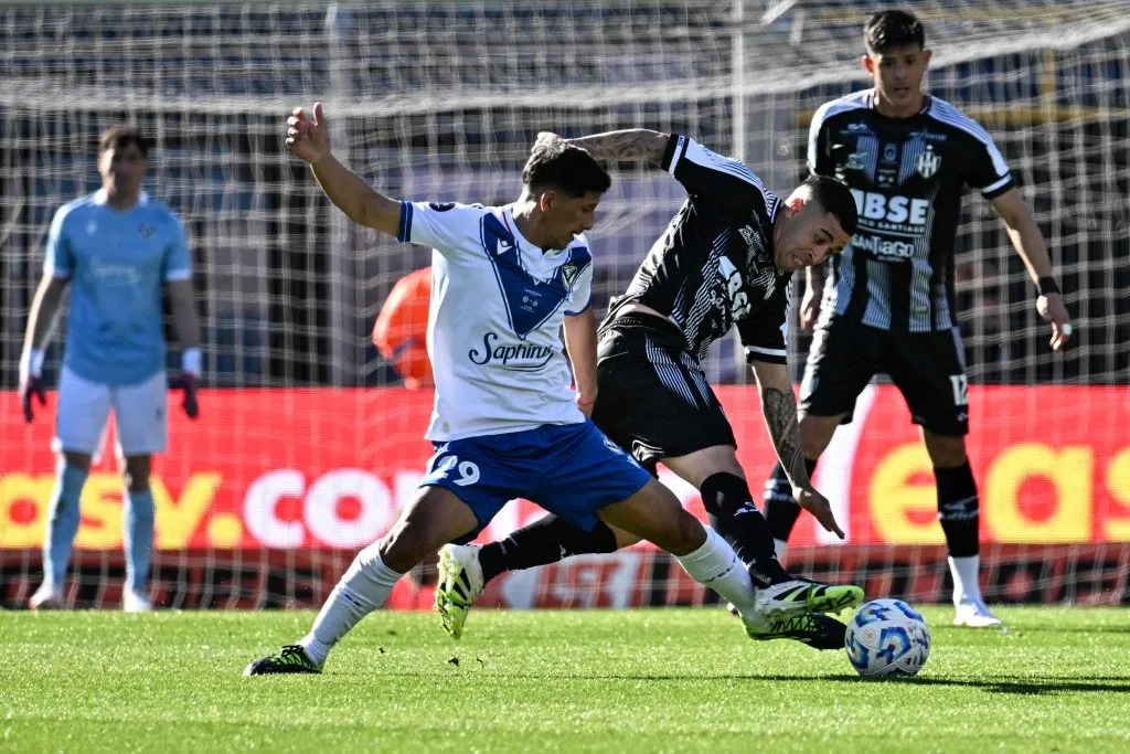 Aliendro fue titular en la consagración de Vélez.