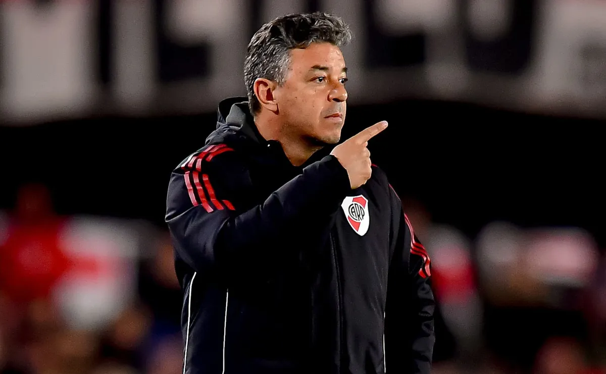 Cómo podría formar River este lunes.