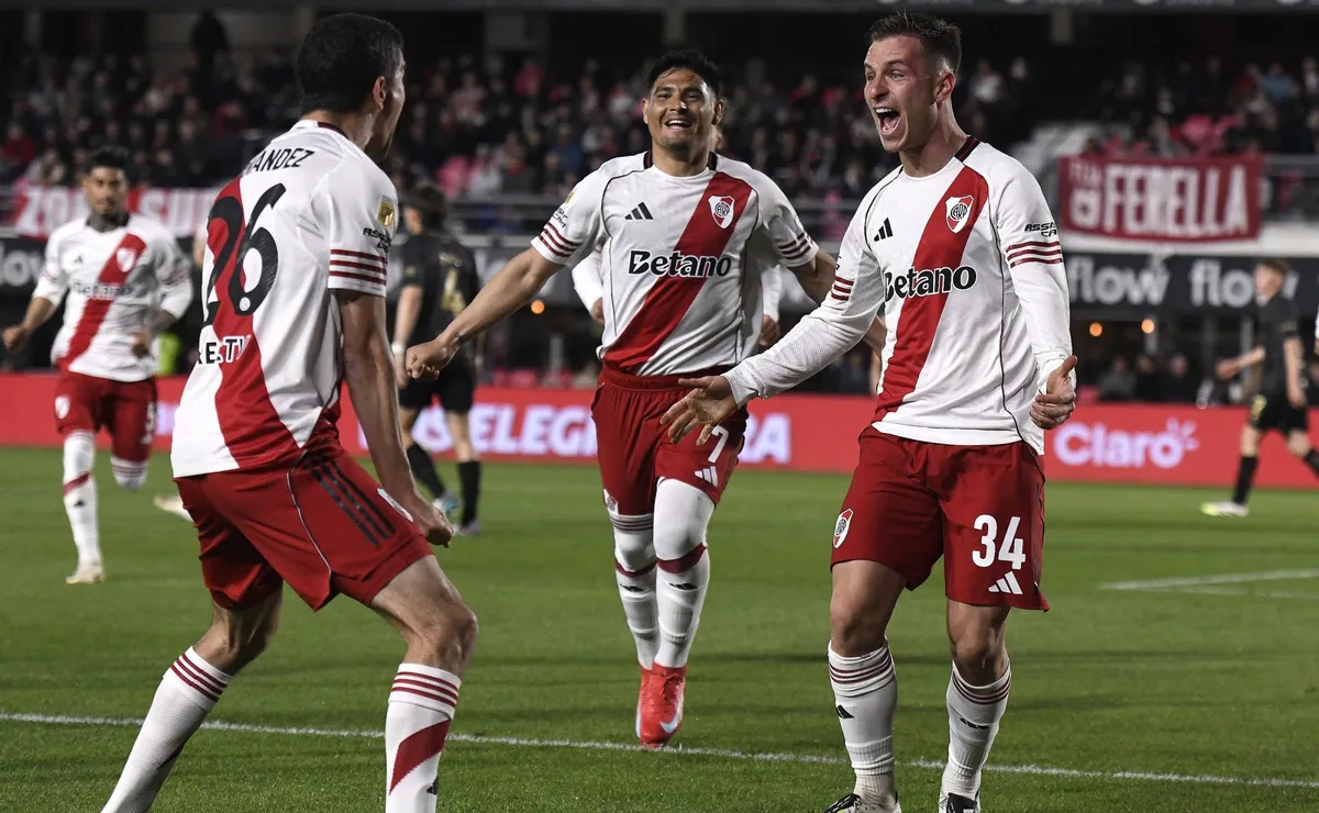 River se mantiene puntero en la tabla anual.
