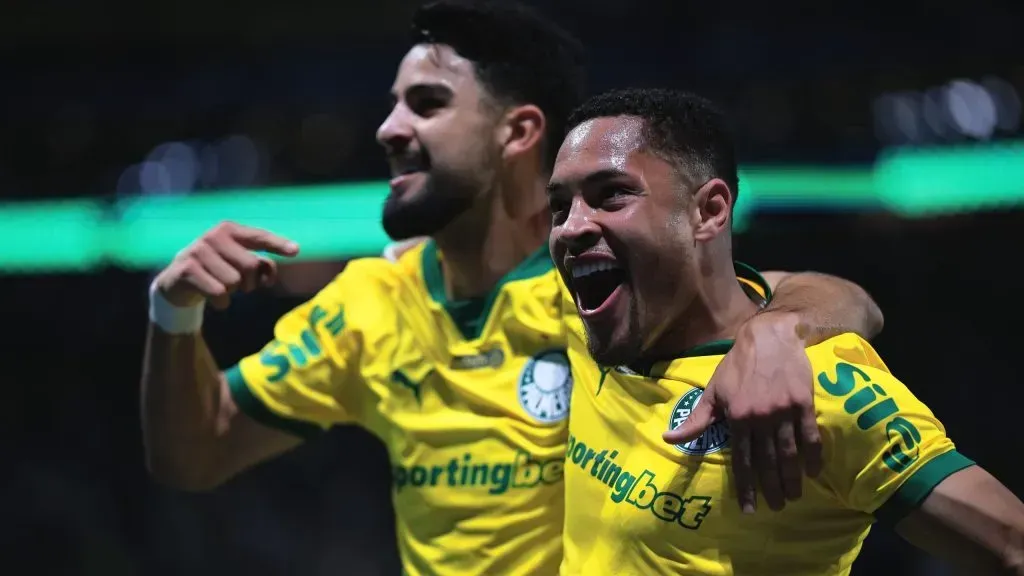 José López y Vitor Roque, la dupla ofensiva del Verdado que mete miedo.