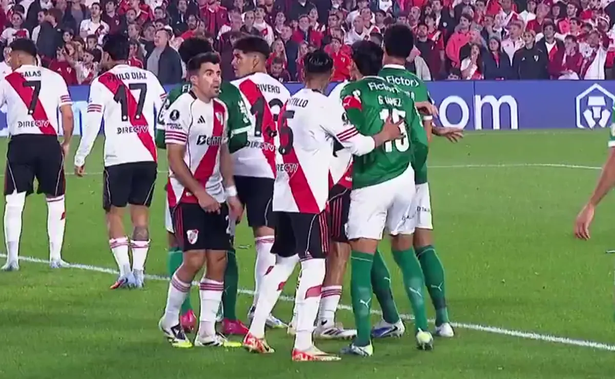 Portillo perdió a Gómez en el primer gol. Foto: Captura ESPN.