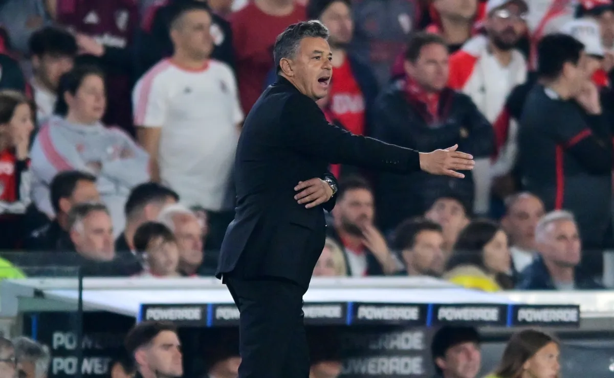 Marcelo Gallardo y la charla clave en el entretiempo.