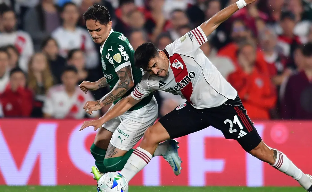 River debe remontar una serie complicada.