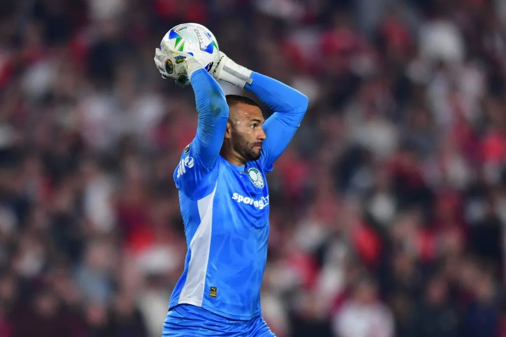 Weverton, el único que repite ante Fortaleza con respecto al Monumental.