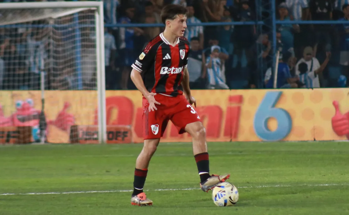 Buen debut de Agustín De la Cuesta en River.