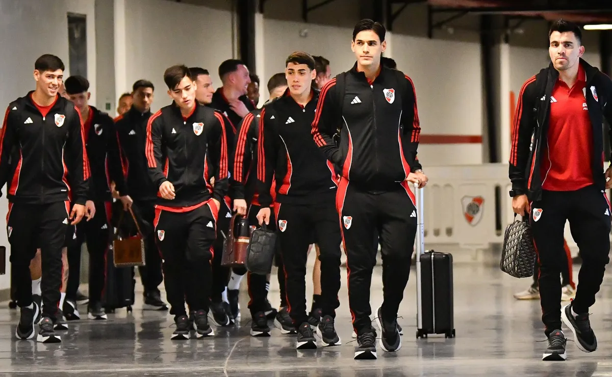 Cómo es la logística de River en Brasil.