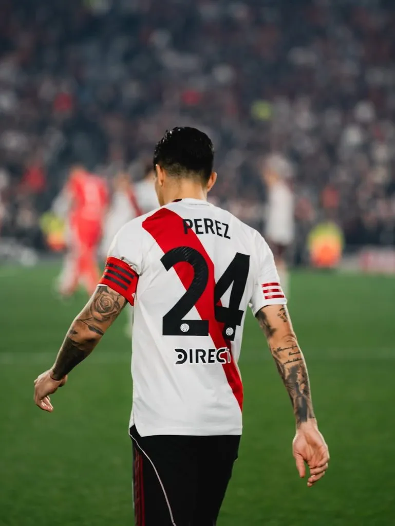 Enzo Pérez va a ser titular en Brasil.