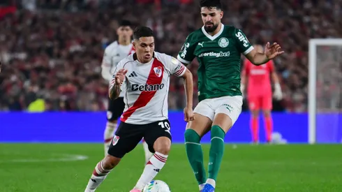 River jugará con la indumentaria titular ante Palmeiras.