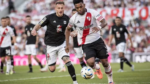 Borja jugó los 90' ante Riestra.