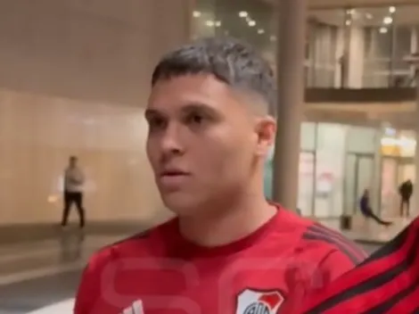 No se vio: Juanfer Quintero cantó al ritmo de la gente de River en Rosario