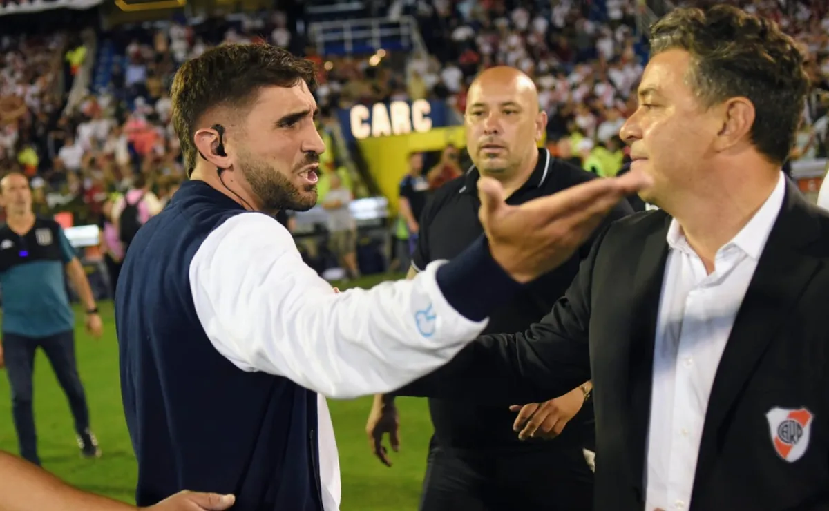 El cruce de Gallardo con el hijo de Gustavo Costas en el escandaloso final de Racing-River.