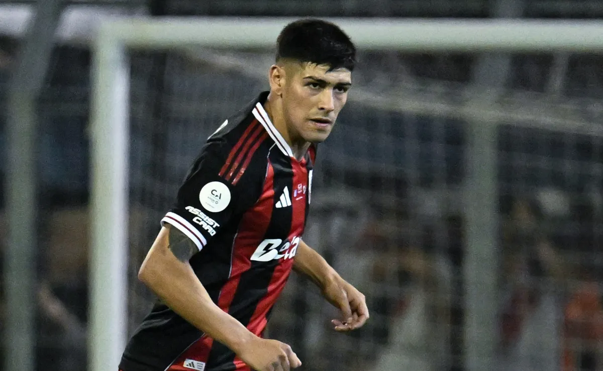Rivero tuvo su primera convocatoria.