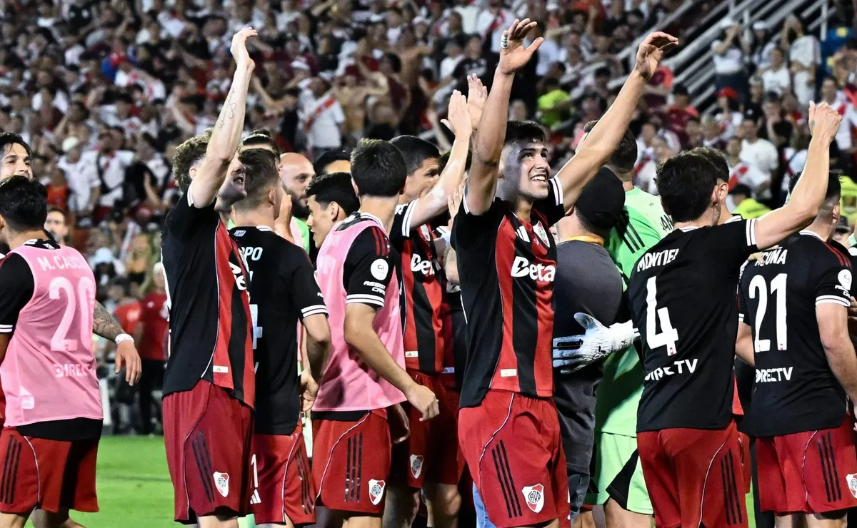 La tabla anual, la vía de acceso si River no sale campeón.