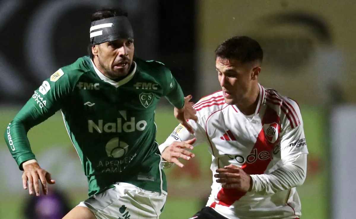 River enfrenta a Sarmiento esta noche.