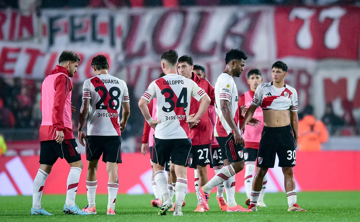 Otro papelón de River en el Monumental.