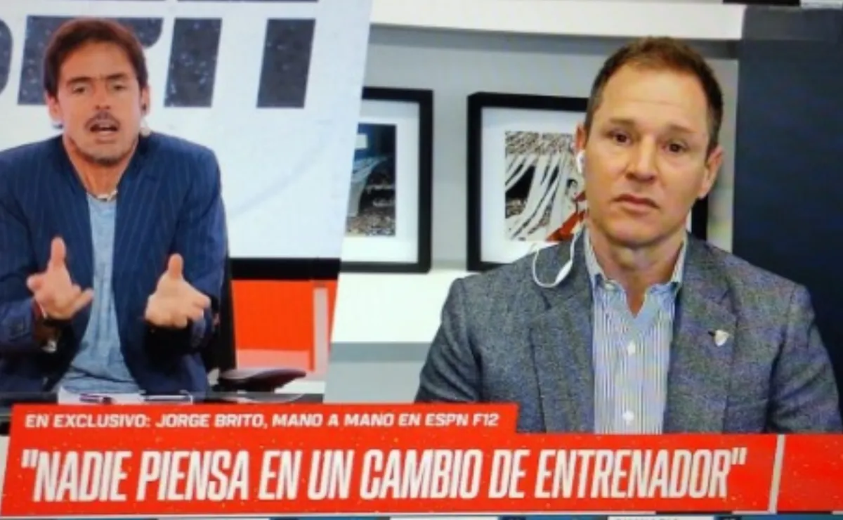 Intenso debate entre Mariano Closs y Jorge Brito, presidente de River (FOTO: Captura ESPN).