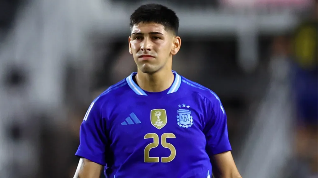 Lautaro Rivero, defensor de Selección.