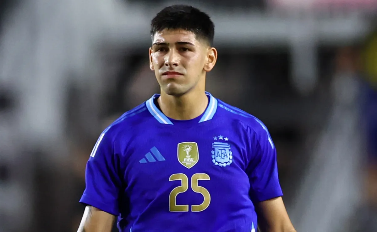 Lautaro Rivero, defensor de Selección.
