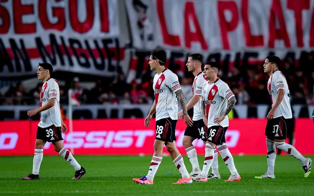 River visitará a Talleres con el objetivo de volver al triunfo para mantener las ilusiones de clasificarse a al Copa Libertadores 2026 por la tabla anual. (Getty Images)