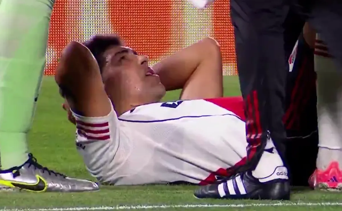 Rivero salió lesionado en Córdoba.