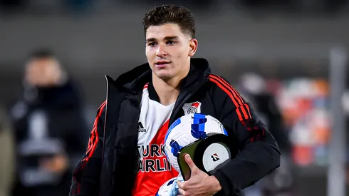 Julián sigue brillando en Europa.